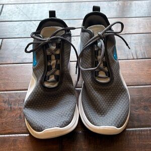 Nike Air Max Motion 2 ES1